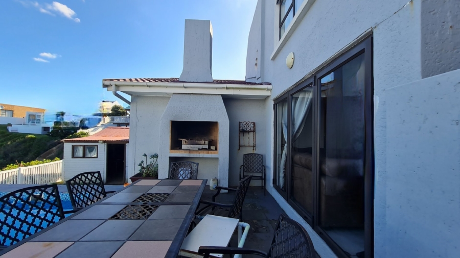 3 Bedroom Property for Sale in Dana Bay Western Cape
